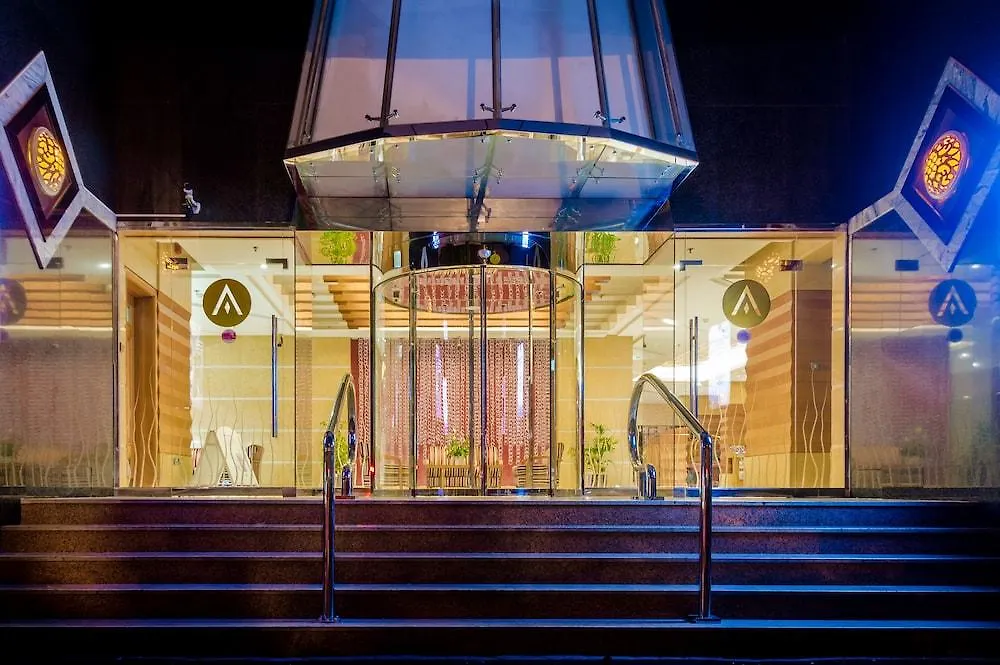Avenue Hotel Dubai 4*,