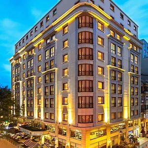 وسبا غراند أوزتانيك تقسيم 4* اسطنبول